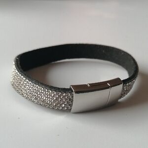 Crystal Pavé Black Flannelette Wrap Bracelet with Silver Magnetic Clasp
